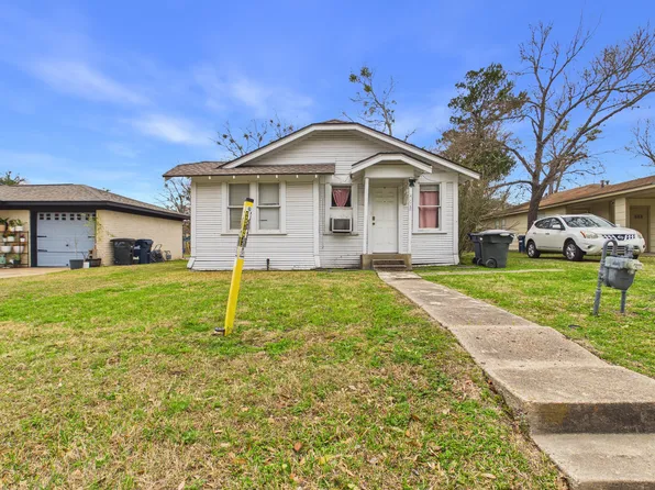 408 Fairview Ave, College Station, TX 77840