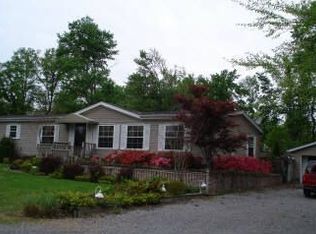 801 E Benson St, Herrin, IL 62948
