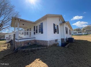 137 Crestview Dr, Fall Branch, TN 37656