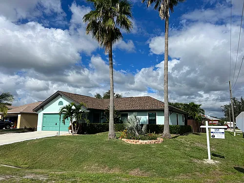 8365 Bahamas Rd Photo 1