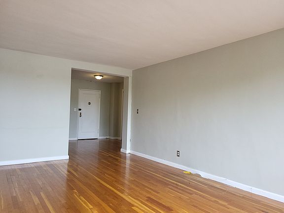 5th image of 95 Sedgwick Ave APT 3J