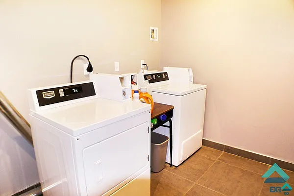 Rented by EXR | media 6