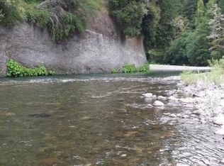 536 Riverside Park Rd, Carlotta, CA 95528