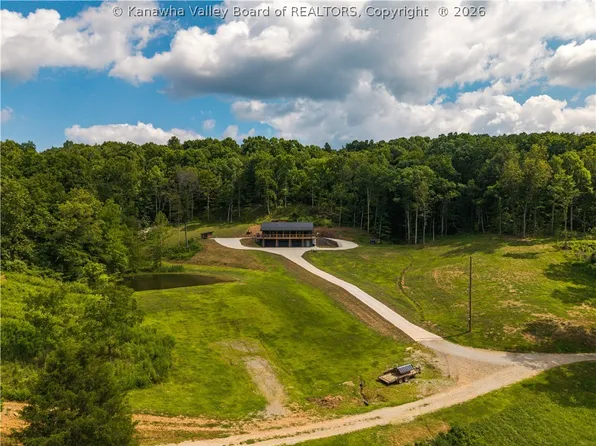 1246 Stanton Ln, Ripley, WV 25271