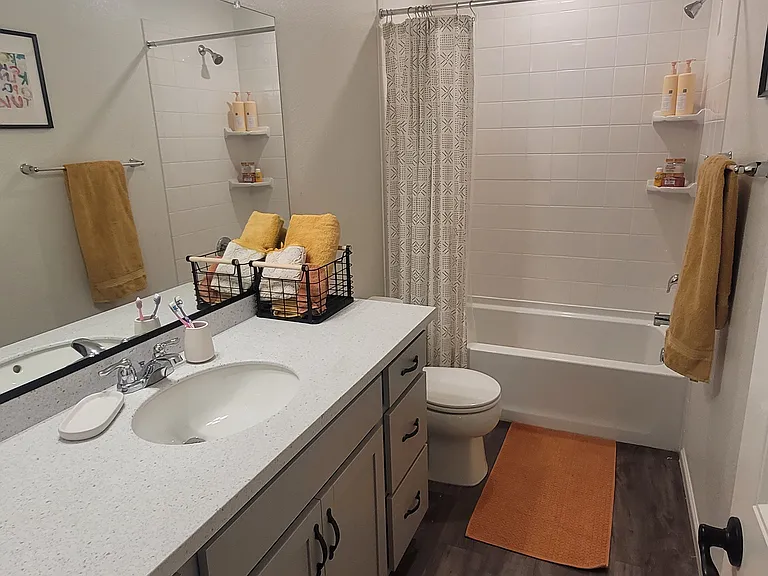 385 Rodden Dr — Photo 15