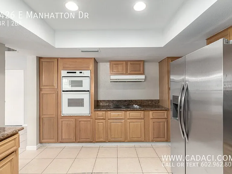 1426 E Manhatton Dr — Photo 37