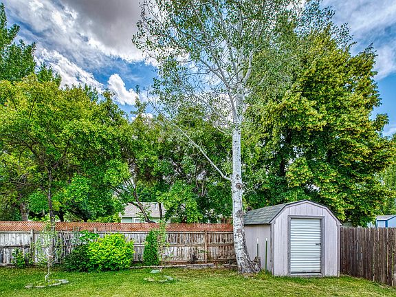 5th image of 2509 E Clarene St