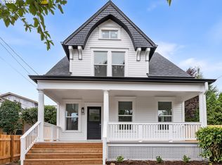 3818 SE Morrison St, Portland, OR 97214