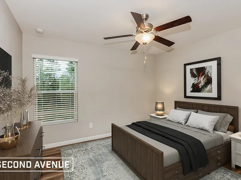 736 Barcia St E — Photo 14