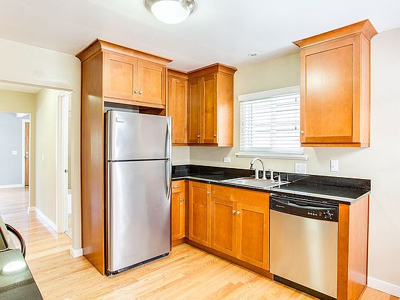 4th image of 17 W Dravus St