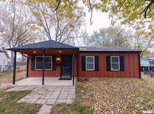 1610 Koch St, Pekin, IL