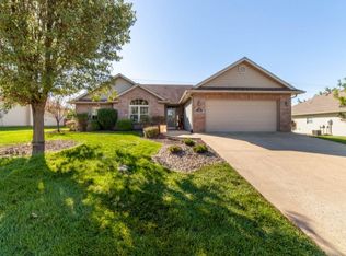 410 Amazon Dr, Columbia, MO 65202