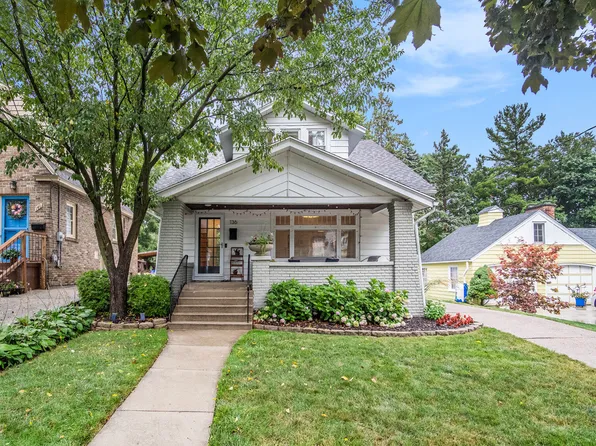 136 Baynton Ave NE, Grand Rapids, MI 49503