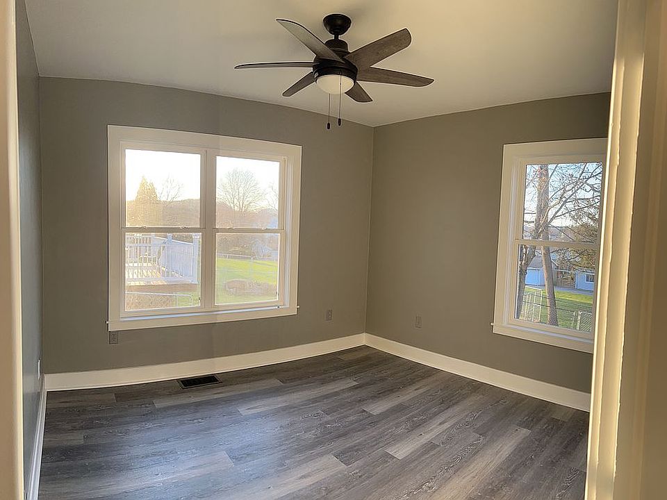 230 Grand Ave, Bridgeport, WV 26330 Zillow