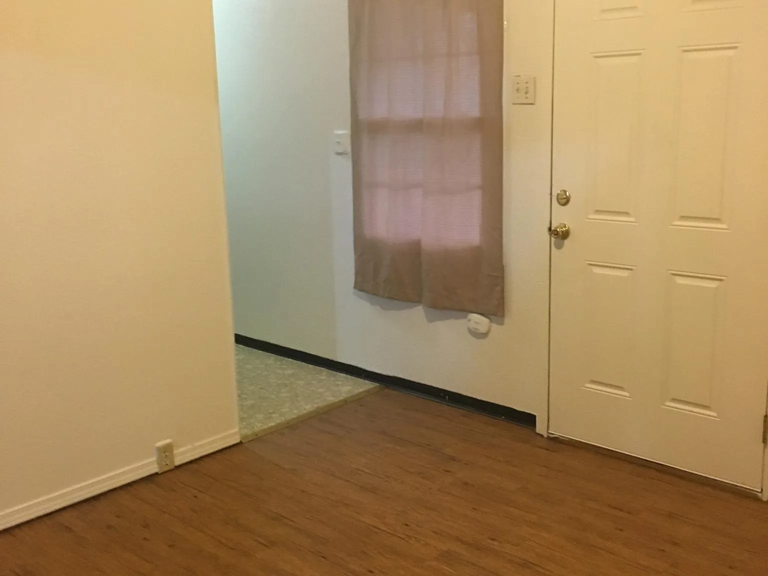 613 S Alder St — Photo 3