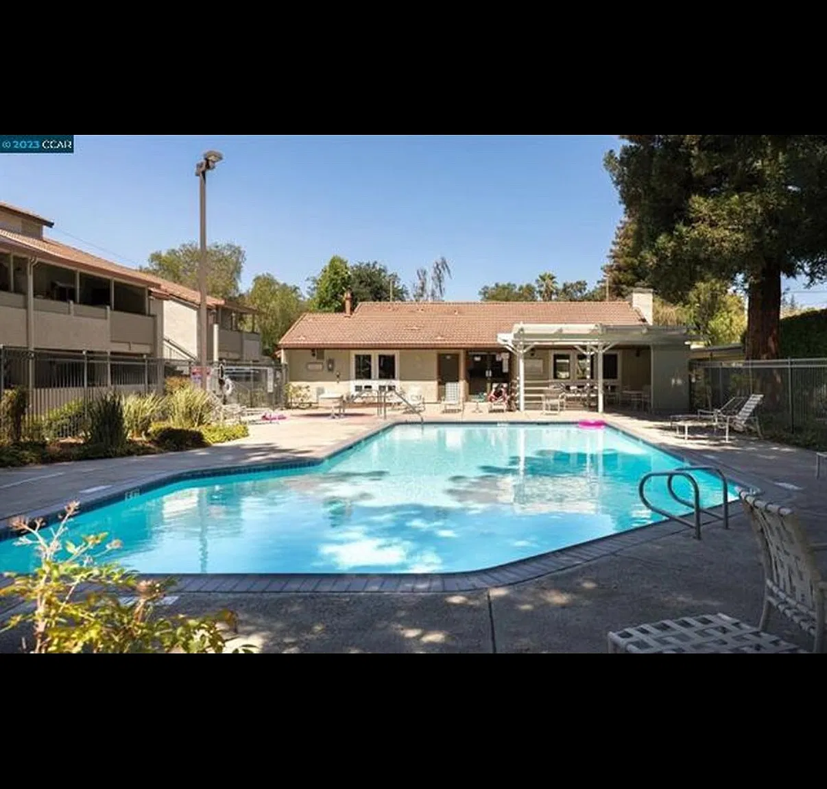 1 bed, 634 sqft, $1,895 — Photo 1
