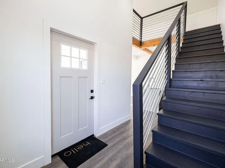 326 N 17th Dr — Photo 121
