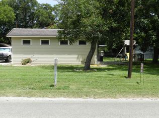 744 E Zipp Rd, New Braunfels, TX 78130