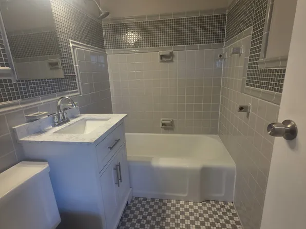 2 Fordham Hill Oval image 17 of 23