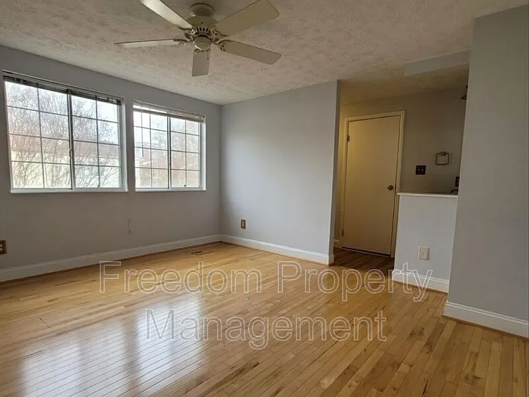 7974 Tyson Oaks Cir — Photo 22