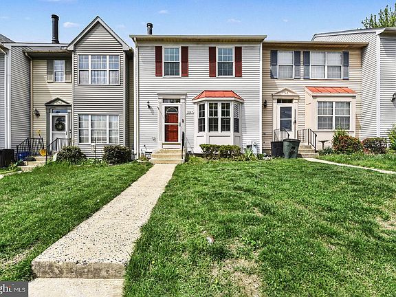 2nd image of 3147 Thornapple Ct