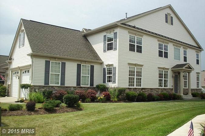 1st image of 608 Caracle Ct