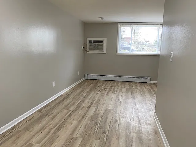 54 College Ave #1-2 — Photo 5