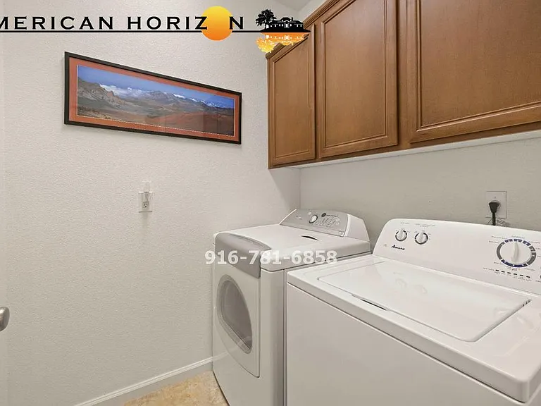 105 Picasso Way — Photo 2