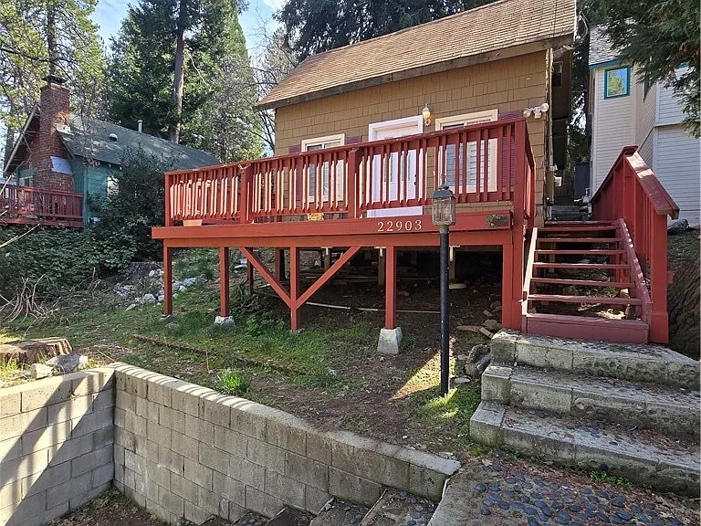 22903 Laurel Ln — Photo 15