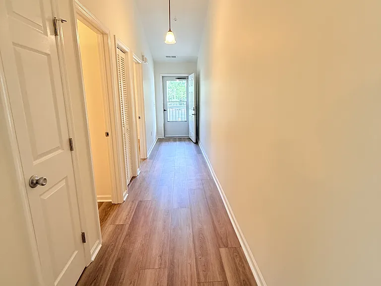 1280 White Tree Ln #H — Photo 15