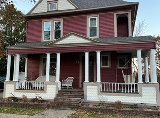 300 1st Ave NE, Plainview, MN 55964