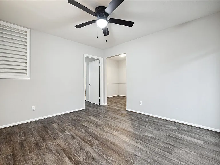 2202 Park Street — Photo 5