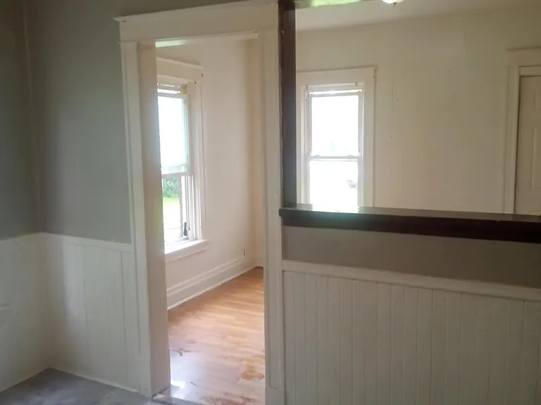 1957 Cudaback Ave #2 — Photo 14