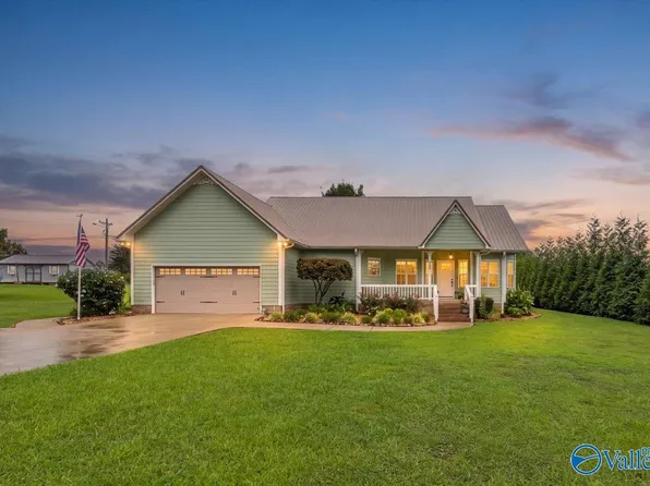 238 Cherokee Rd, Scottsboro, AL 35769