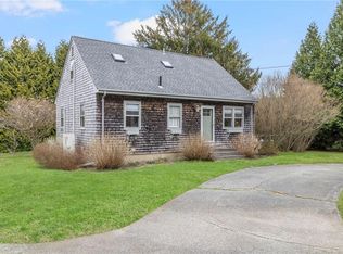 26 S Shore Rd, Little Compton, RI 02837