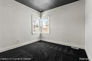 53 W Charlotte St — Photo 6