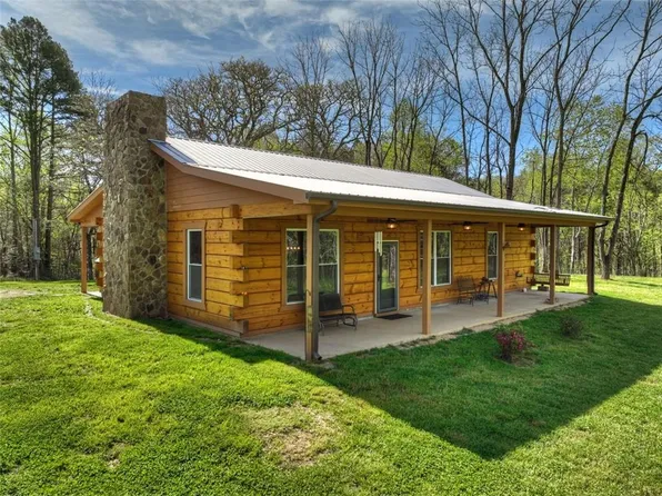 44 Raper Rd, Morganton, GA 30560