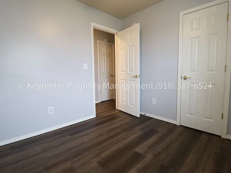 14906 E 89th Pl N — Photo 16