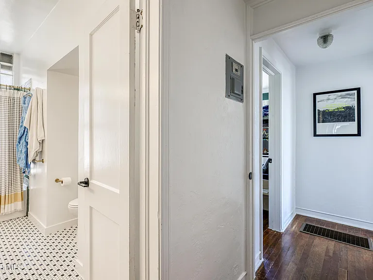 1300 Randolph Dr — Photo 36