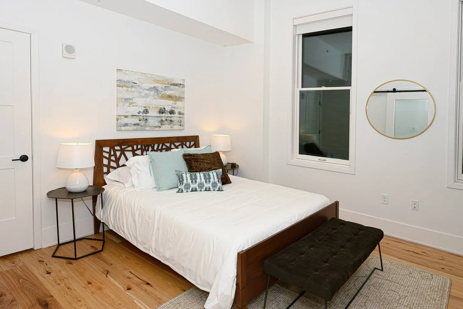 1 bed, 1.0 bath, $3,490 — Photo 3
