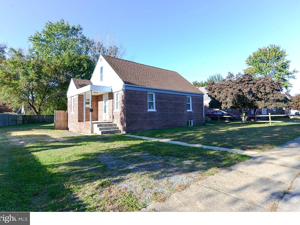 1st image of 272 Dixie Dr