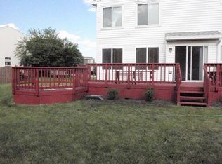 4 Picnic Ct, Bolingbrook, IL 60490