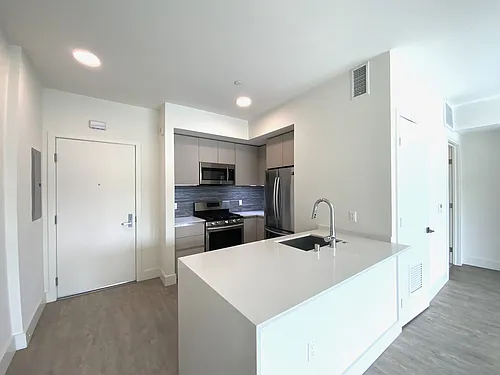 Floor plan 402