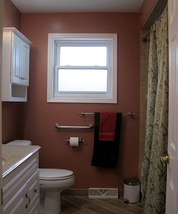5th image of 928 E Lilly Ln
