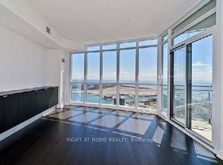 21 Iceboat Ter #4309, Toronto, ON M5V 4A9