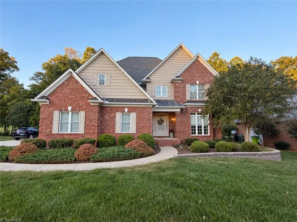 456 Inverness Dr, Winston Salem, NC 27107