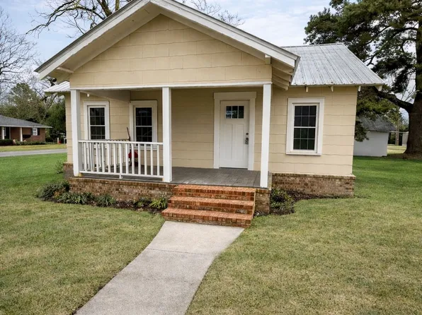 614 S Tillman St, Glennville, GA 30427