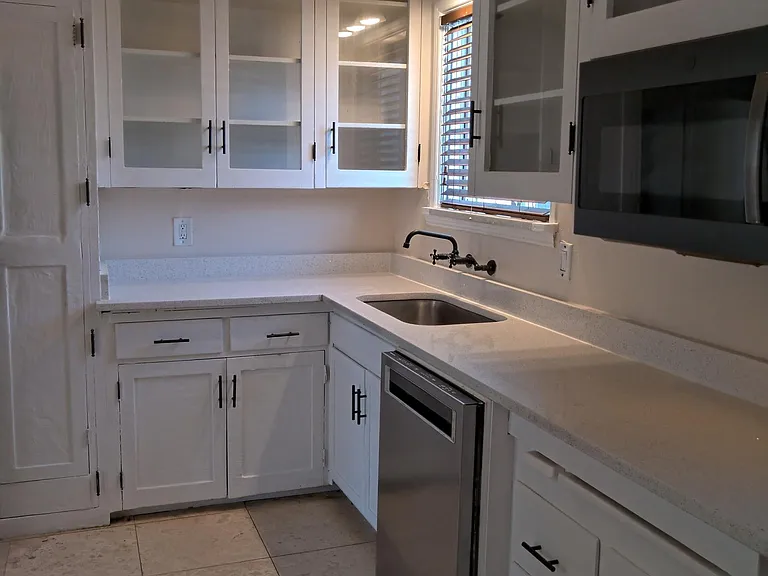 1321 E Mabel St — Photo 19