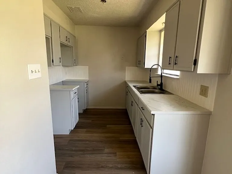 1625 Covey Ln — Photo 2