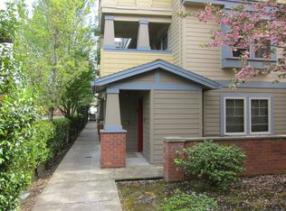 9837 NE Irving St APT 308, Portland, OR 97220